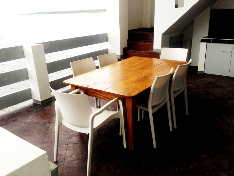 casa_almarenzo_ana_dining